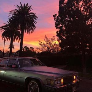 王馨瑶奶头走光露两点
